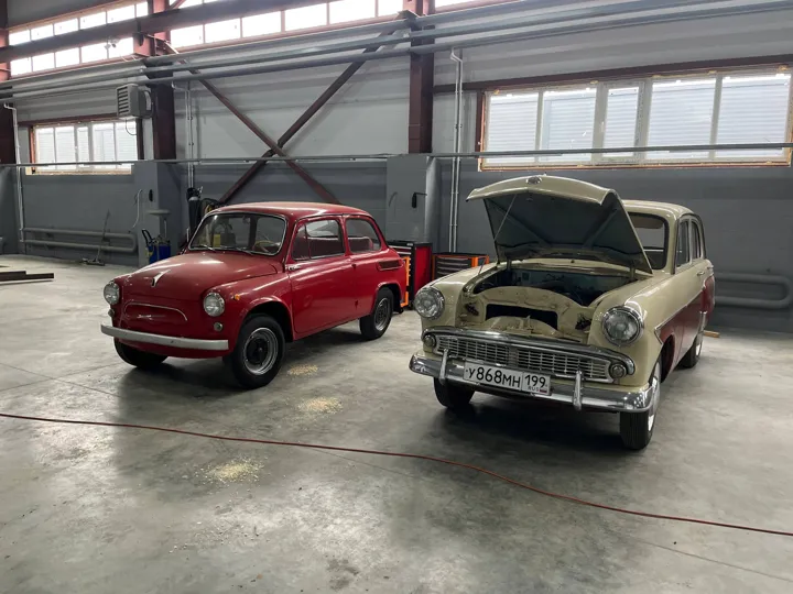 Автомобильная классика в мастерской